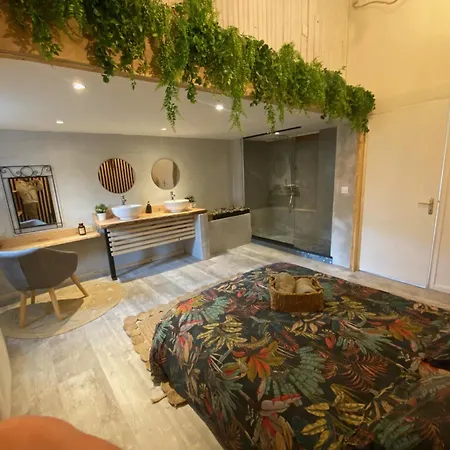 Le Joyau De La Cite * קרקסון